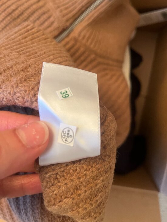 NWT EVERLANE The Half-Zip Sweater in Luxe Merino — S • Deep Camel - Picture 9 of 10